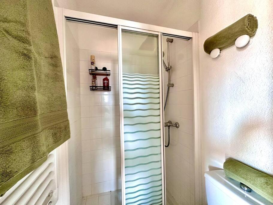 Le Coin De Mer 2, Bord De Mer, Plage 30M, Cosy, Clim, Wifi, 4 Personnes Fos-sur-Mer Exteriér fotografie